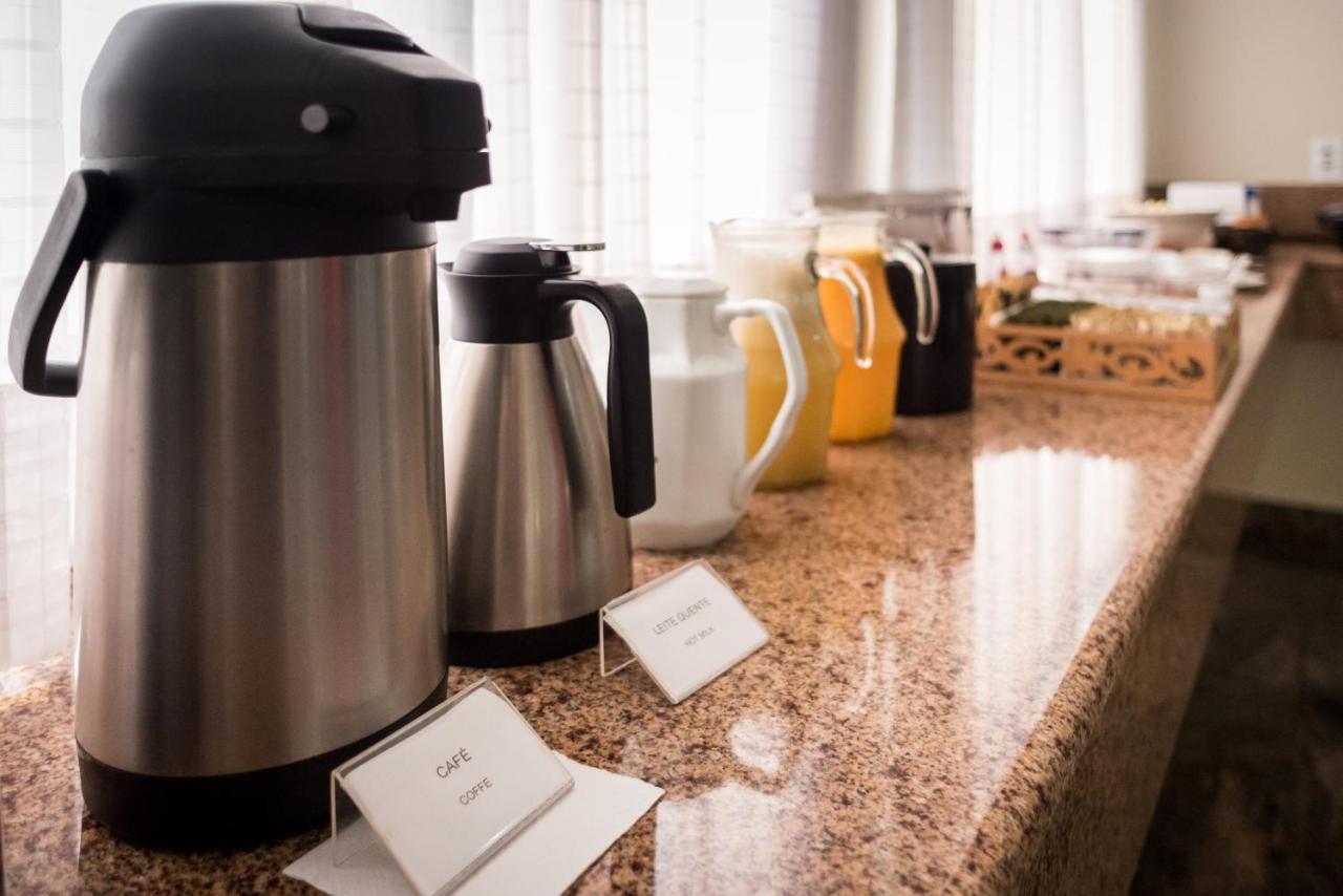 Holambra Garden Hotel Exterior foto Coffee pot